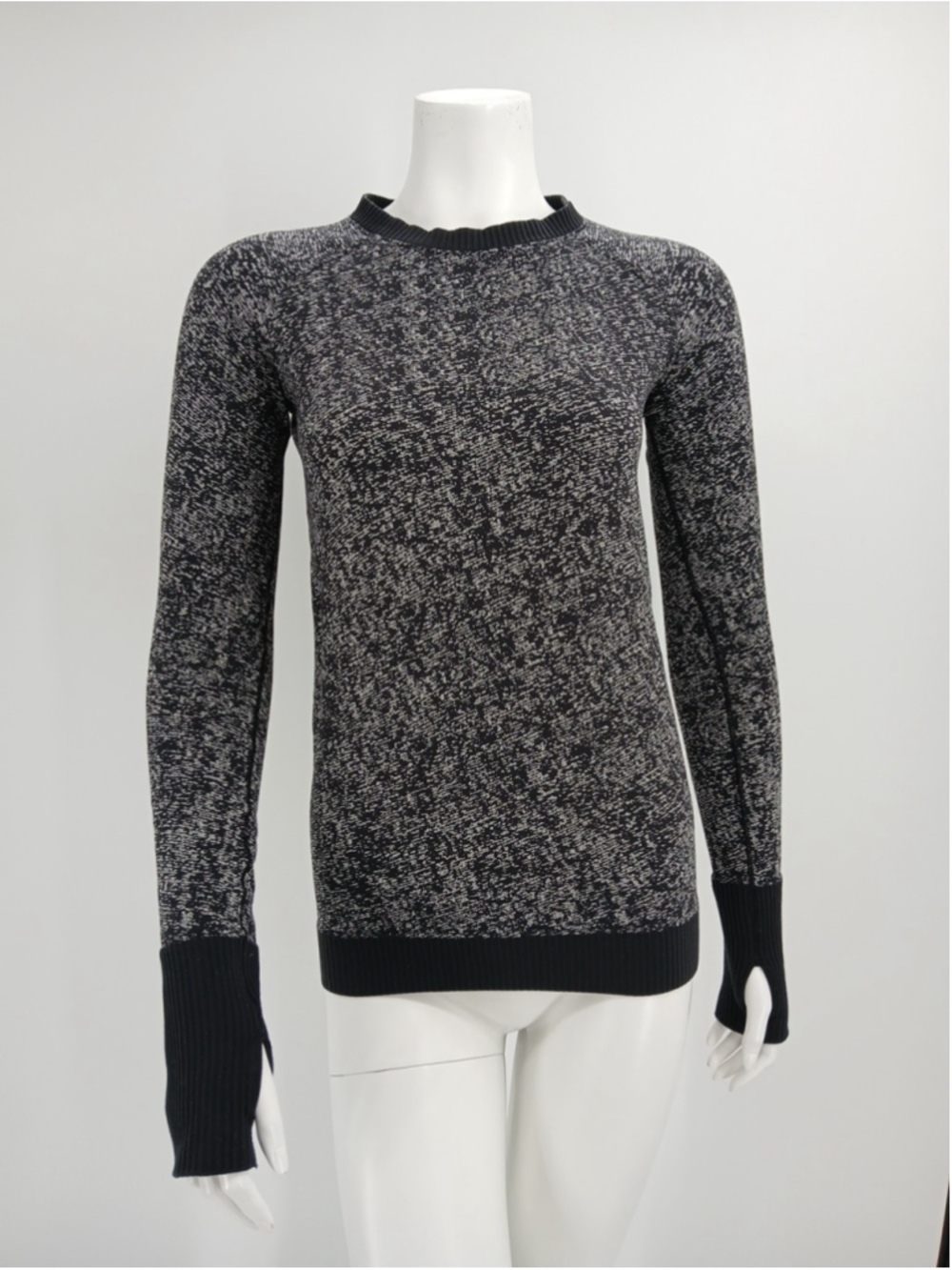 Lululemon Women's Rest Less Pullover Black White Long Sleeve Sz 2